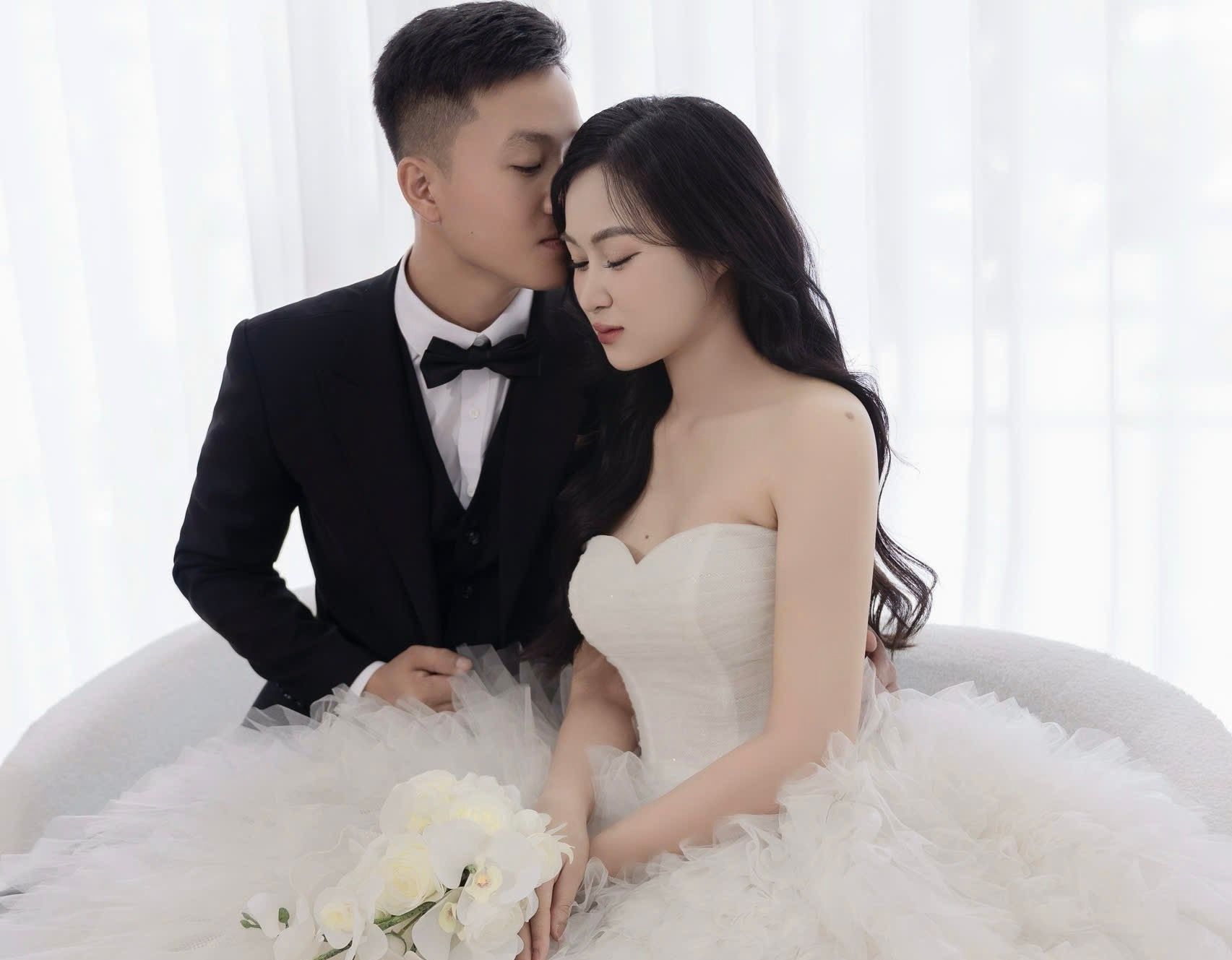 ĐÌNH LINH – HUYỀN NHƯ