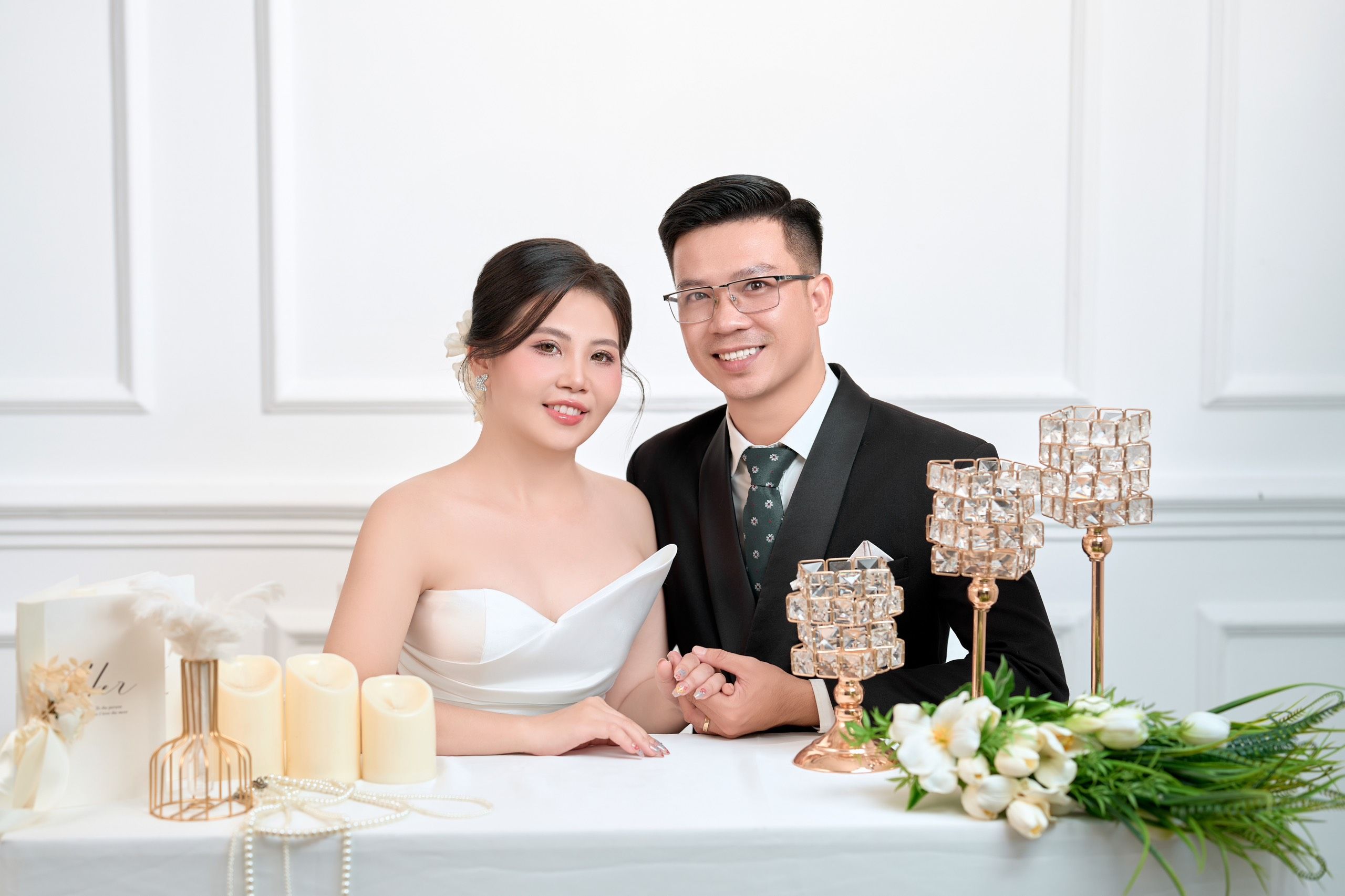 VĂN NHIỀU – YẾN PHƯƠNG