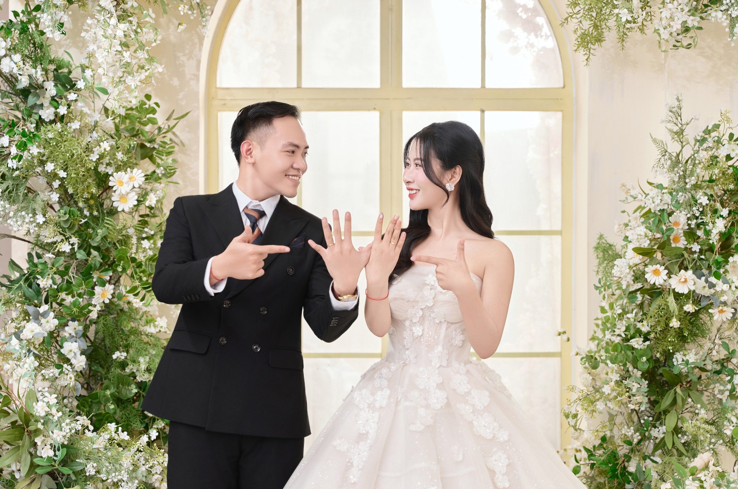 HỒNG CHIÊM – ANH HÀO