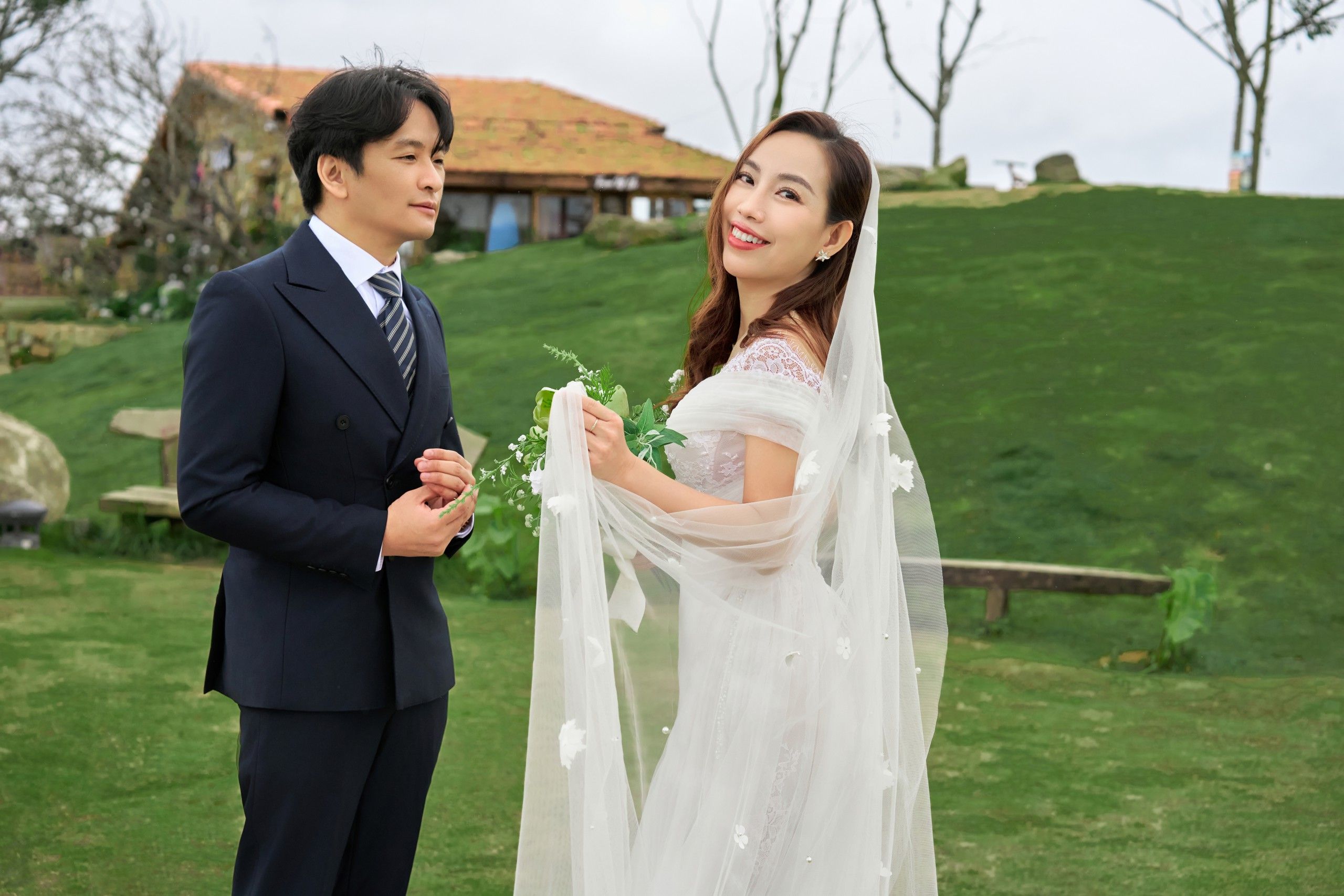 HUỲNH THÁI – MỸ TRANG